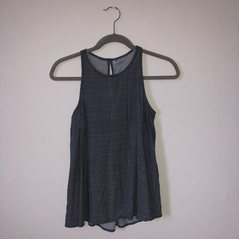 Black and White Old Navy Tank